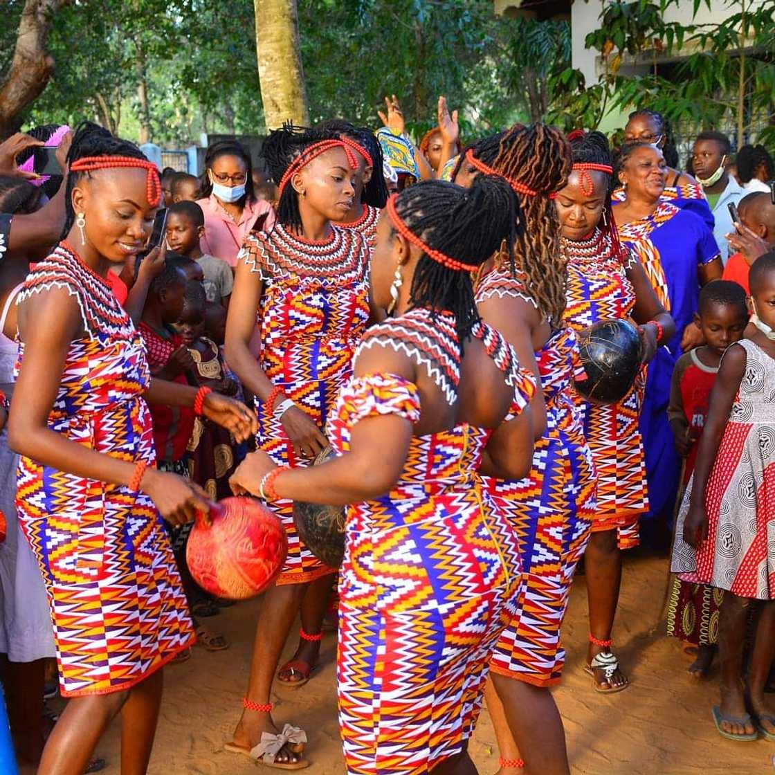traditional wedding dresses traditional wedding dresses