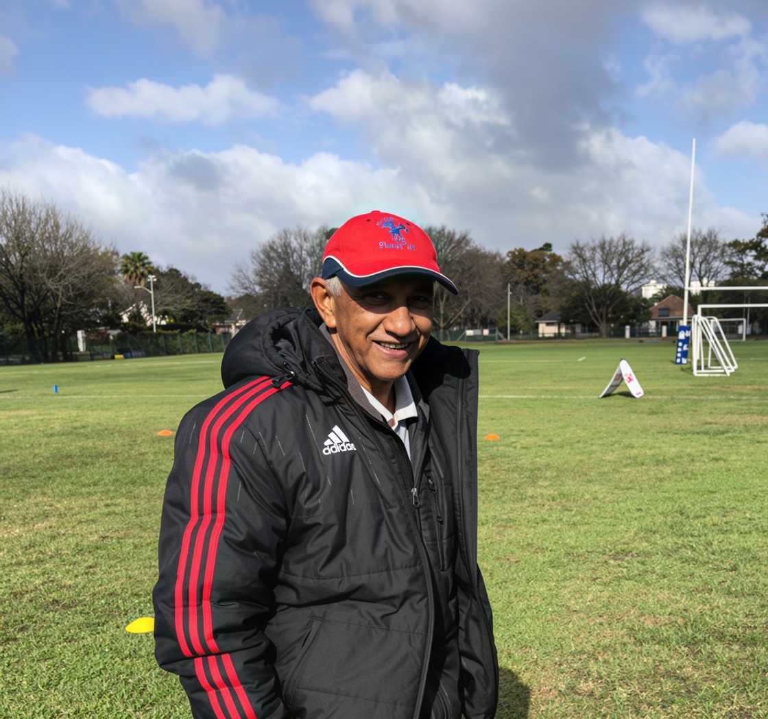 Basil ‘Puzzy’ Jansen dies in Cape Town.