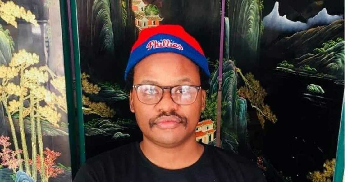 Phumlani Pikoli: Vusi Pikoli finds son, 33, dead in apartment Phumlani Pikoli: Vusi Pikoli finds son, 33, dead in apartment