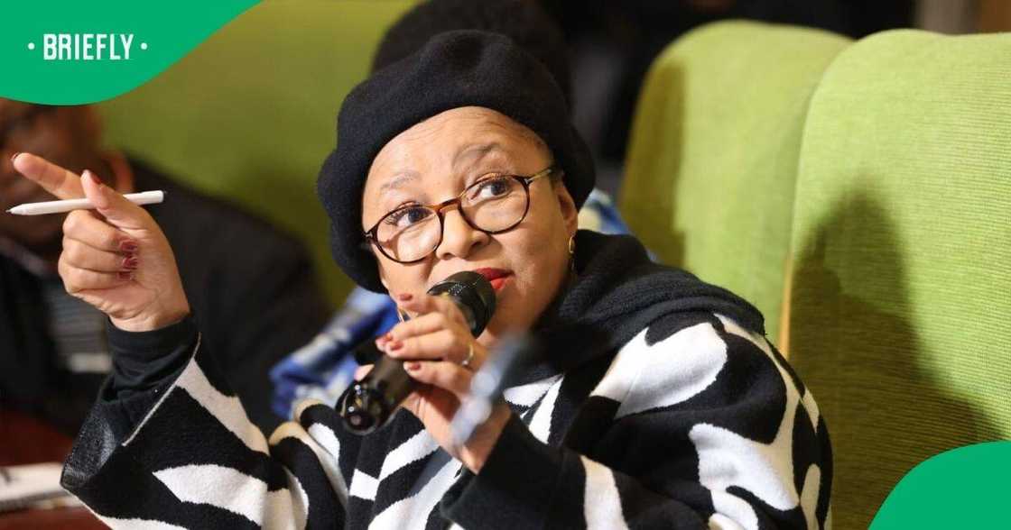 The Free State premier MaQueen Letsoha-Mathae visited a health facility undercover The Free State premier MaQueen Letsoha-Mathae visited a health facility undercover