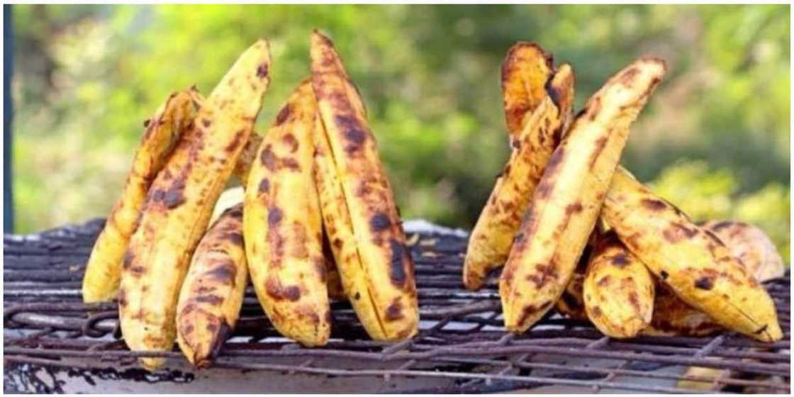 Nigerian Woman Narrates How She Helped Roasted Plantain Seller Complete Her House, Many React Nigerian Woman Narrates How She Helped Roasted Plantain Seller Complete Her House, Many React