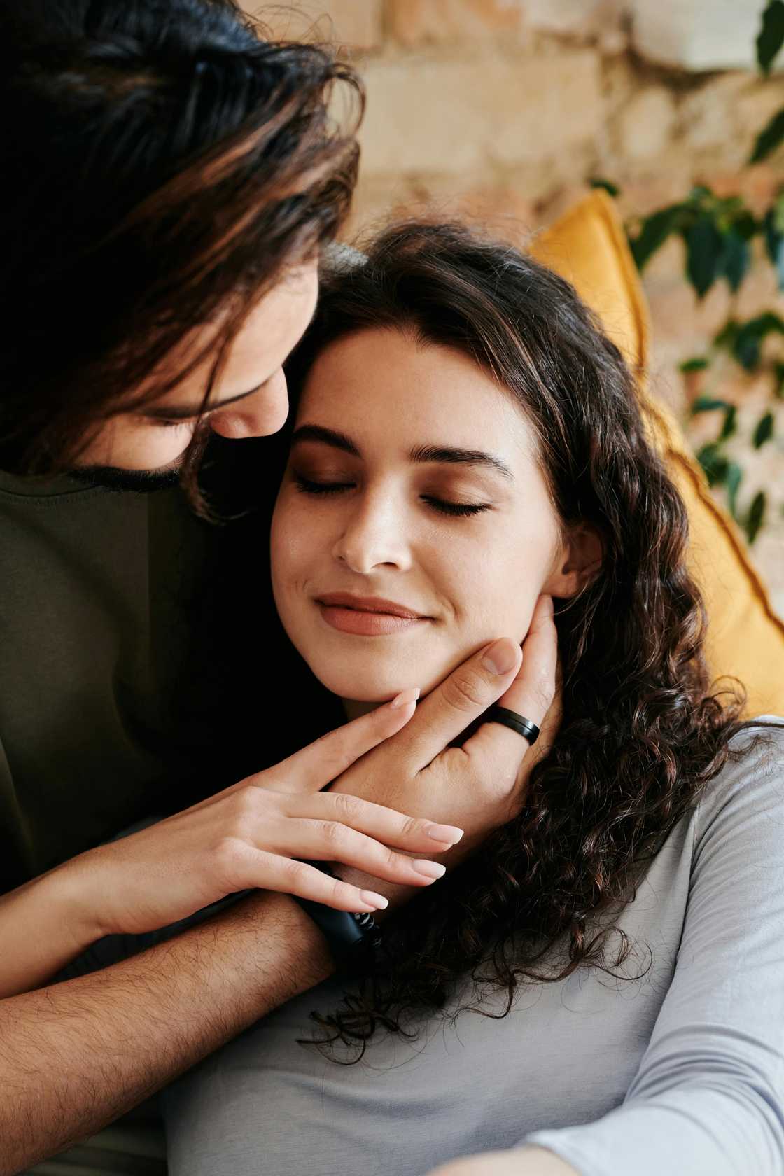 Women wished their significant others were like viral man