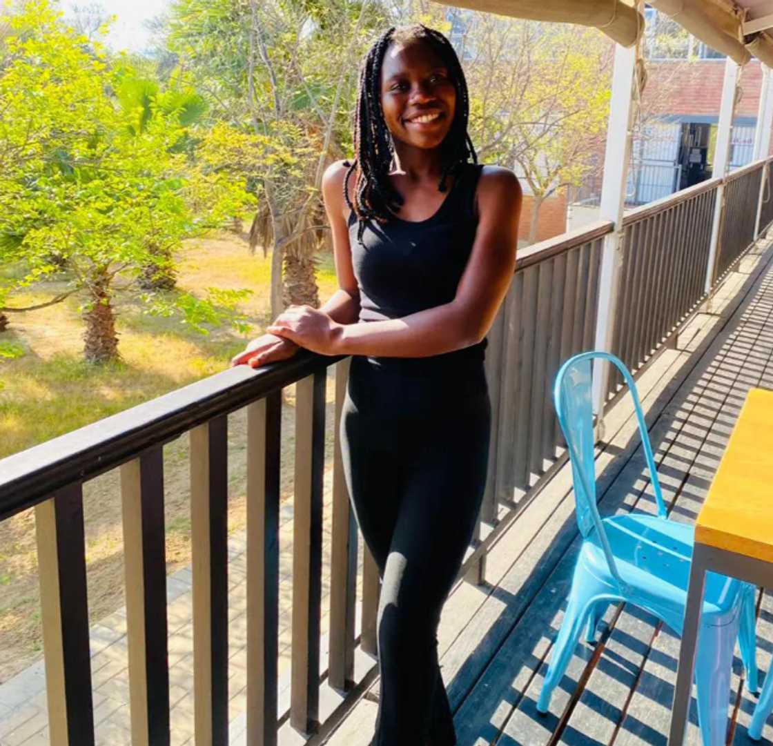 Social media users wished to see their deployed family members after seeing the mom and son video Social media users wished to see their deployed family members after seeing the mom and son video