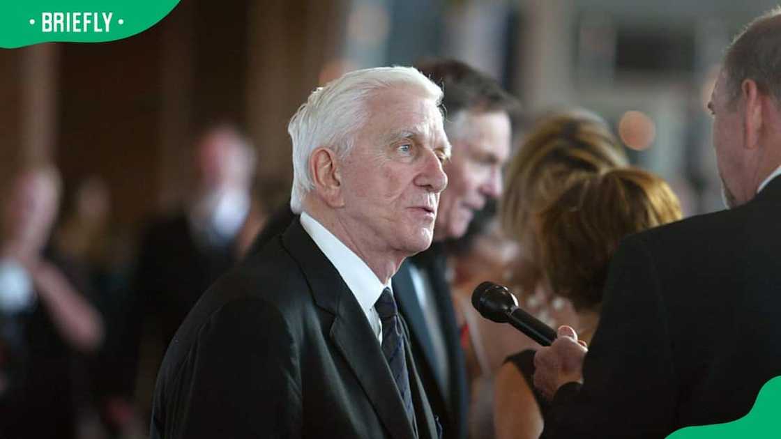 Leslie Nielsen during the 2007 Starkey Gala at St. Paul Rivercentre Leslie Nielsen during the 2007 Starkey Gala at St. Paul Rivercentre