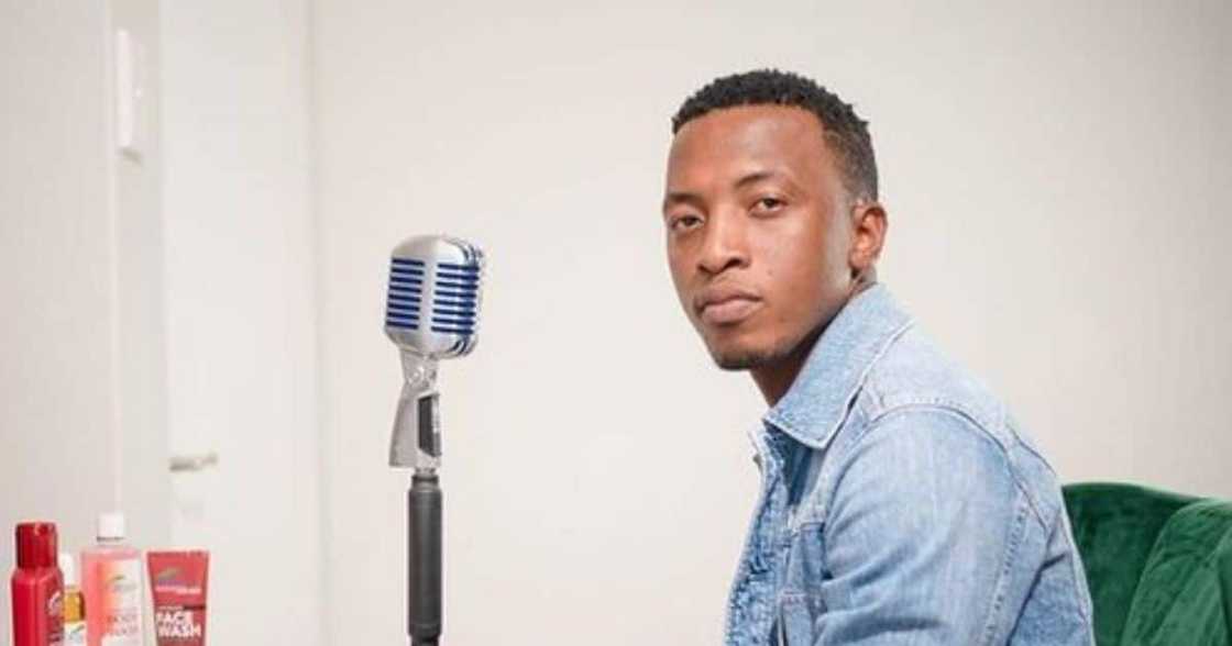 Dumi Mkokstad and Aviwe Gqomfa are back on good terms Dumi Mkokstad and Aviwe Gqomfa are back on good terms