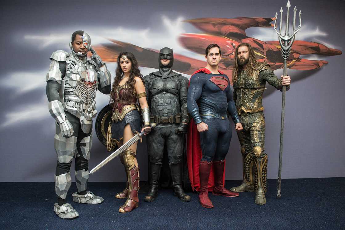 Cyborg, Wonder Woman, Batman, Superman and Aquaman from the Justice League