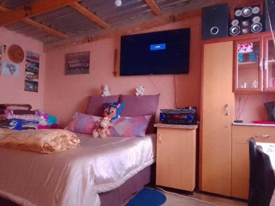 Man shares feminine-looking bedroom design on Facebook asking for feedback, netizens worried about his TV Man shares feminine-looking bedroom design on Facebook asking for feedback, netizens worried about his TV