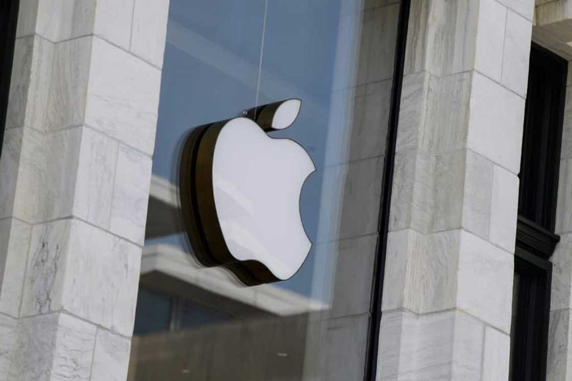Workers at an Apple store in the US state of Maryland have voted to form a union, a first for the tech giant Workers at an Apple store in the US state of Maryland have voted to form a union, a first for the tech giant
