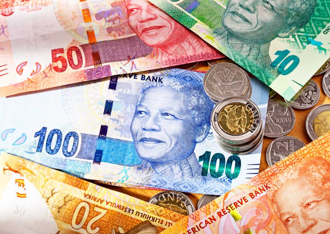Money in cash notes can have a psychological effect