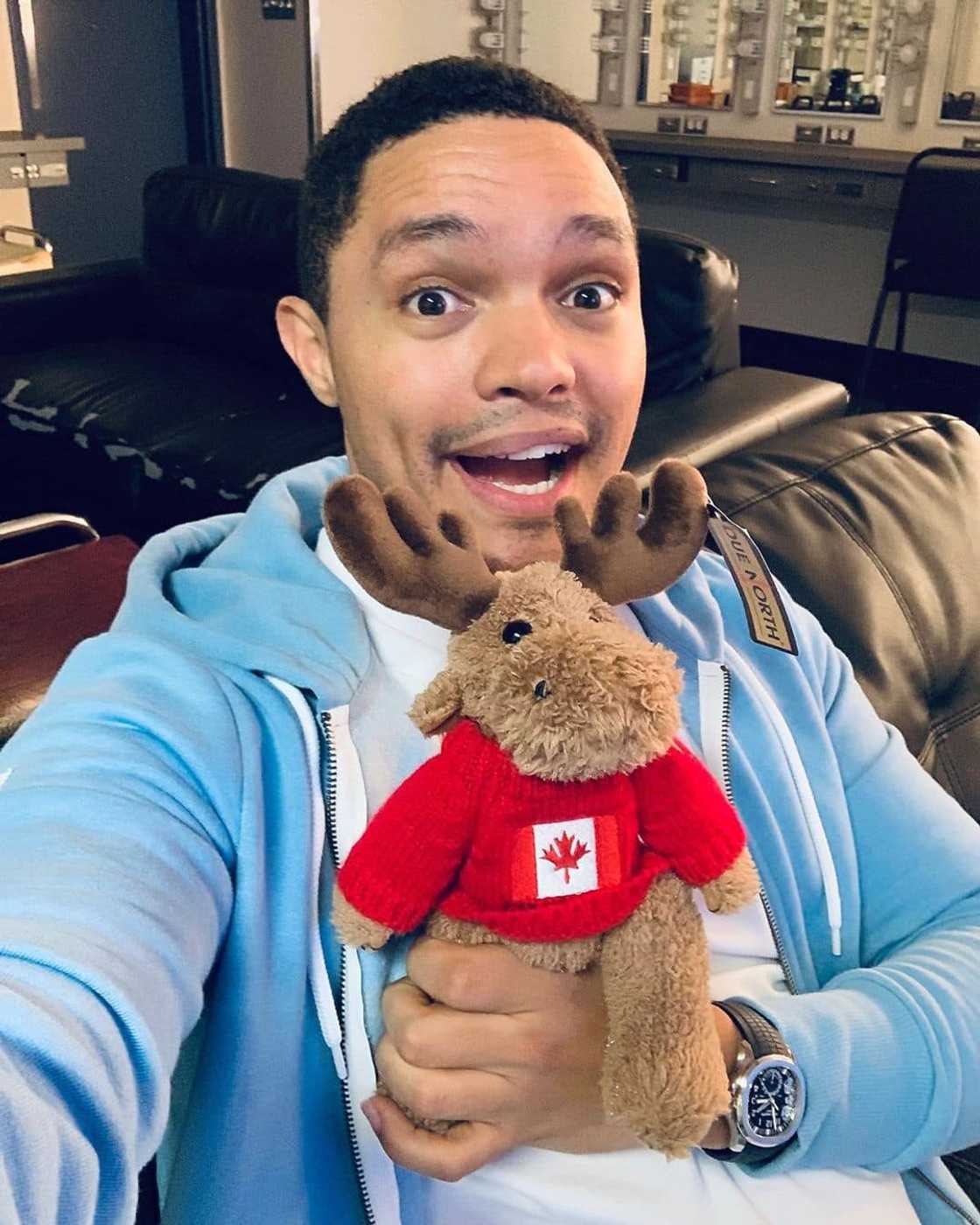 This is how Trevor Noah raked in R430 million and even earned more than Cyril Ramaphosa's yearly wages This is how Trevor Noah raked in R430 million and even earned more than Cyril Ramaphosa's yearly wages