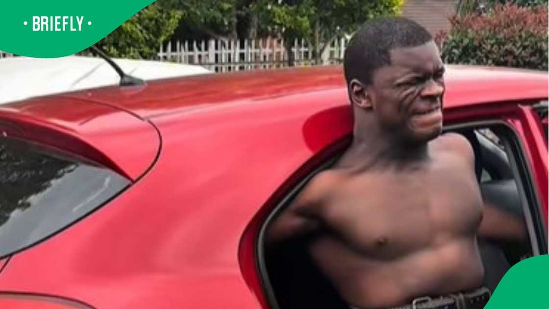 Teen bodybuilder shows strength Teen bodybuilder shows strength