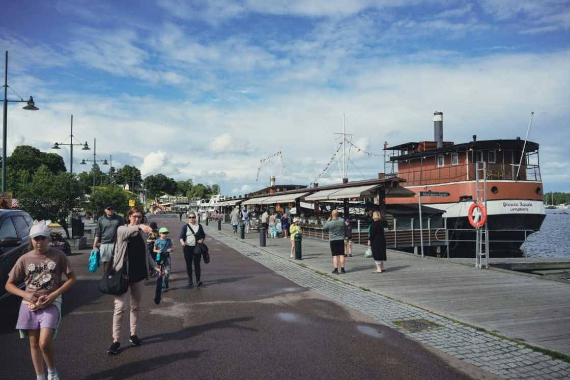 Many Finns are unhappy with the thought of Russians enjoying a Finnish summer while Ukrainians suffer Many Finns are unhappy with the thought of Russians enjoying a Finnish summer while Ukrainians suffer
