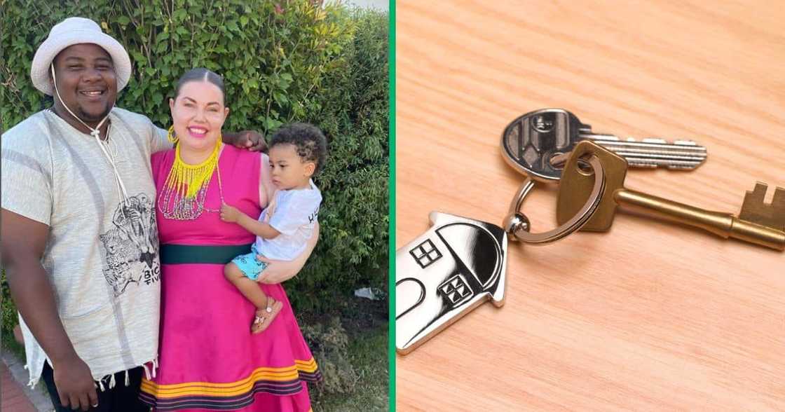 A toddler locked his parents inside the house after sneaking out with the house keys A toddler locked his parents inside the house after sneaking out with the house keys