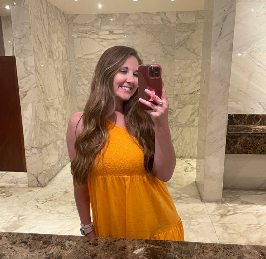 Social media users were touched after seeing a cute bond between an educator and her learners Social media users were touched after seeing a cute bond between an educator and her learners
