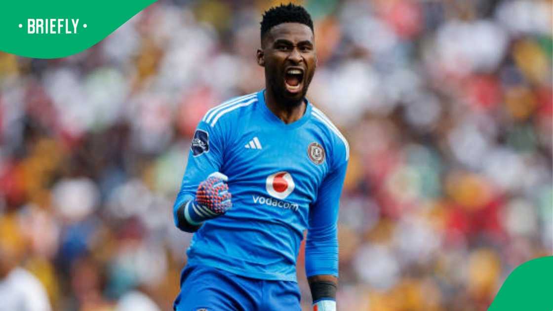 Sipho Chaine, Orlando Pirates, Kaizer Chiefs. Sipho Chaine, Orlando Pirates, Kaizer Chiefs.