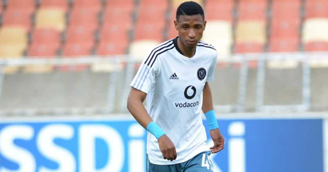 Orlando Pirates, Striker, Vincent Pule, Season, Injury, Setback,
Player, Thembinkosi Lorch, Forward, Bafana Bafana, Ethiopia, Quad tear, Medical team Orlando Pirates, Striker, Vincent Pule, Season, Injury, Setback,
Player, Thembinkosi Lorch, Forward, Bafana Bafana, Ethiopia, Quad tear, Medical team