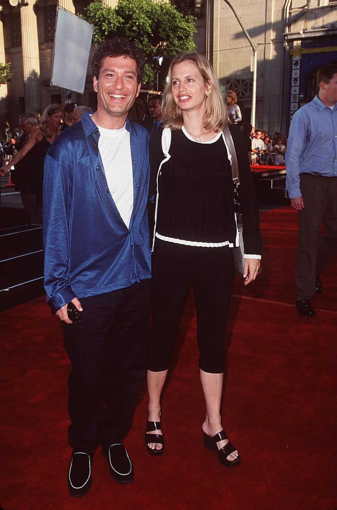 Who is Howie Mandel's first wife? Who is Howie Mandel's first wife?