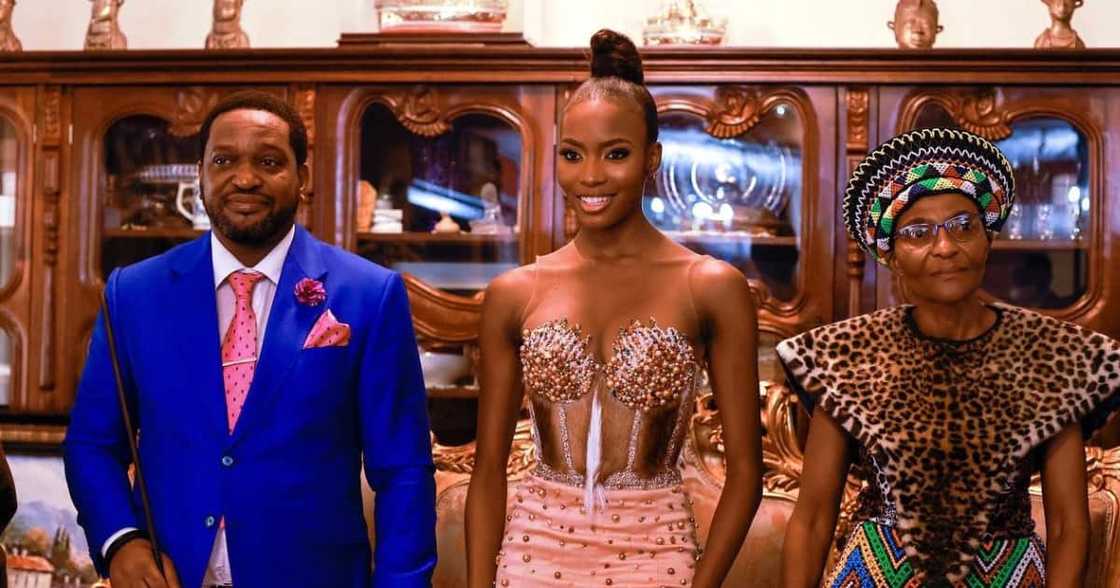 Miss SA, Zulu King Misuzulu Miss SA, Zulu King Misuzulu