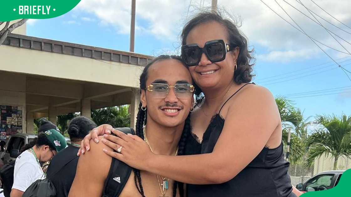 Nico Iamaleava with his mother, Marleinna.