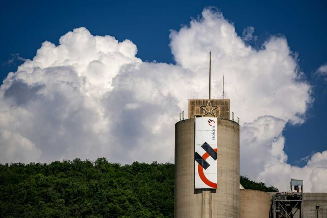 Holcim is currently the largest cement maker in North America, where it counts 850 sites Holcim is currently the largest cement maker in North America, where it counts 850 sites