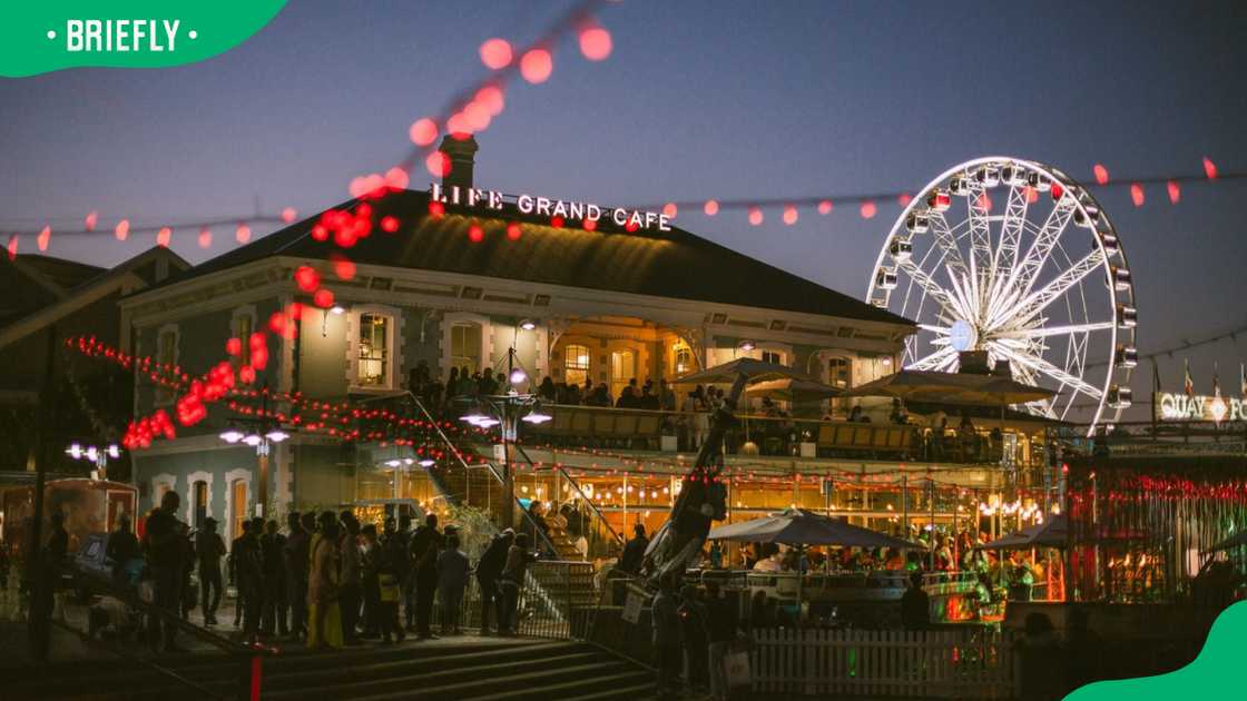 Life Grand Café Life Grand Café