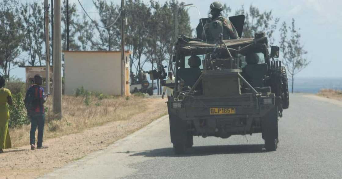 South African National Defence Force, SANDF, Vehicle, Truck, Collision, Killed, Injured, Personnel, N3, near Harrismith, Free State