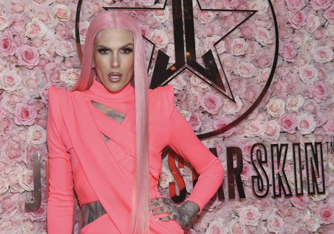 Jeffree Star attends the Jeffree Star Skin Launch Party at Harriet's Rooftop in West Hollywood, California Jeffree Star attends the Jeffree Star Skin Launch Party at Harriet's Rooftop in West Hollywood, California