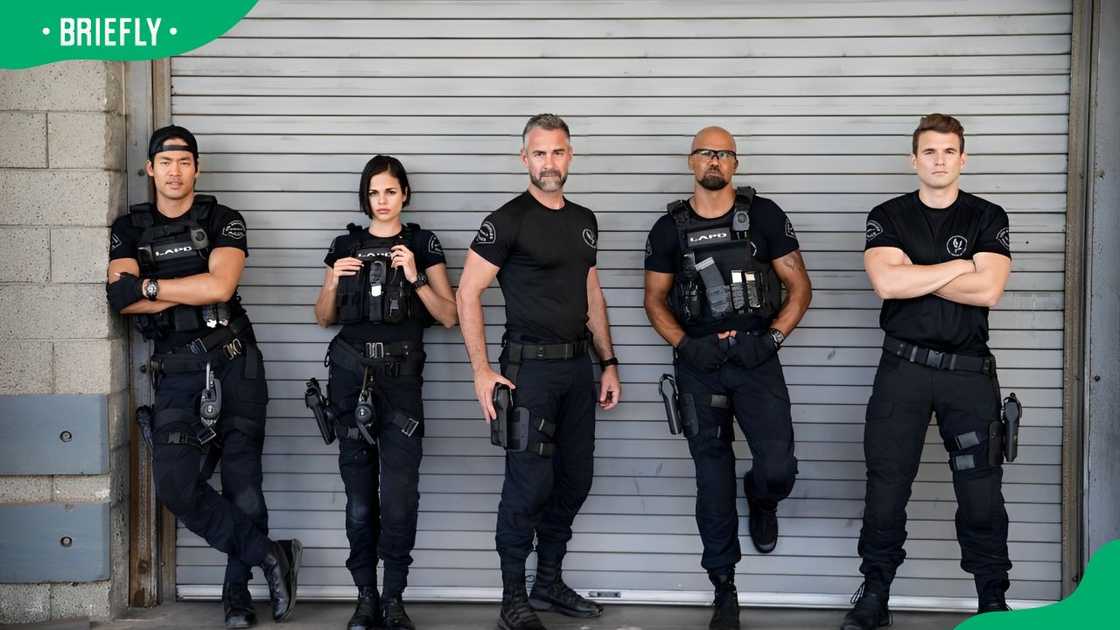 David Lim as Victor Tan, Lina Esco as Chris, Jay Harrington as Deacon, Shemar Moore as Hondo and Alex Russell as Jim Street (L-R) David Lim as Victor Tan, Lina Esco as Chris, Jay Harrington as Deacon, Shemar Moore as Hondo and Alex Russell as Jim Street (L-R)