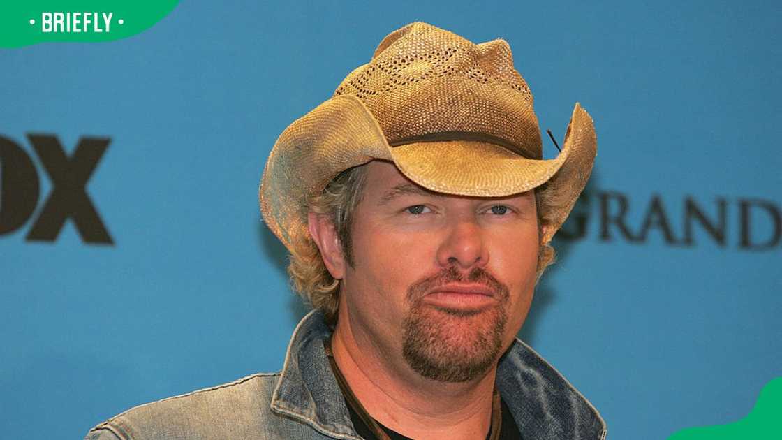 Singer Toby Keith at the 2005 Billboard Music Awards Singer Toby Keith at the 2005 Billboard Music Awards