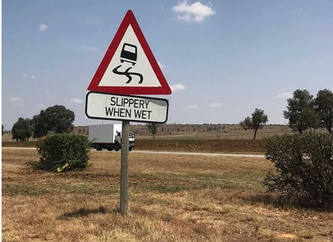 Road signs in South Africa and their meanings