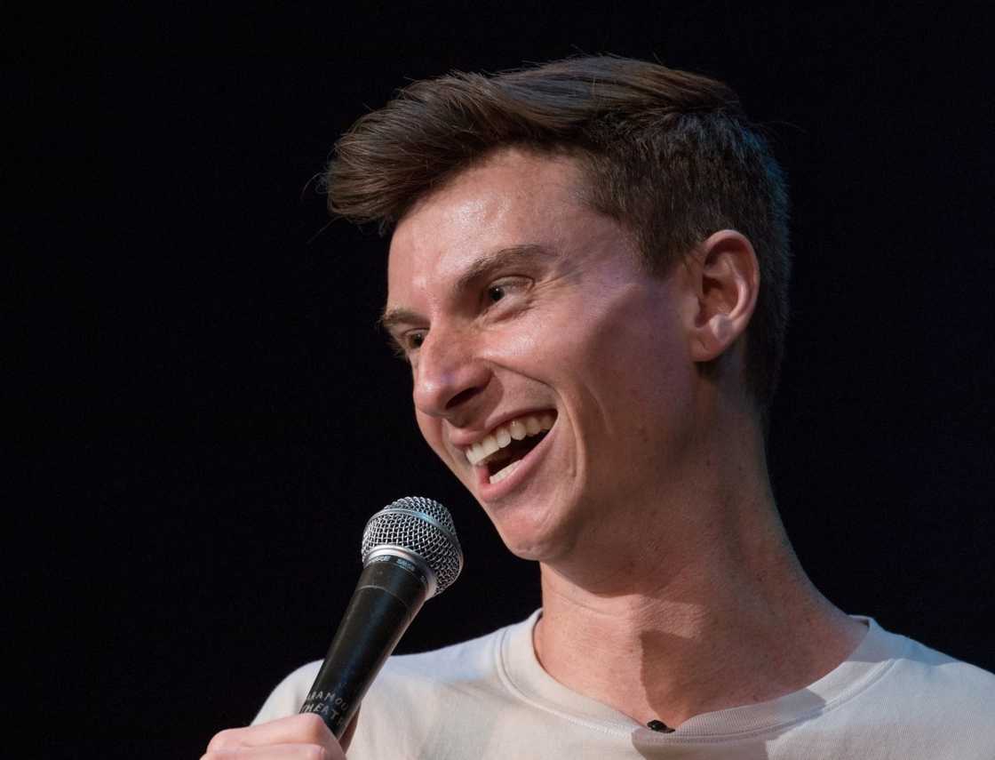 Does Trevor Wallace have a girlfriend? Does Trevor Wallace have a girlfriend?