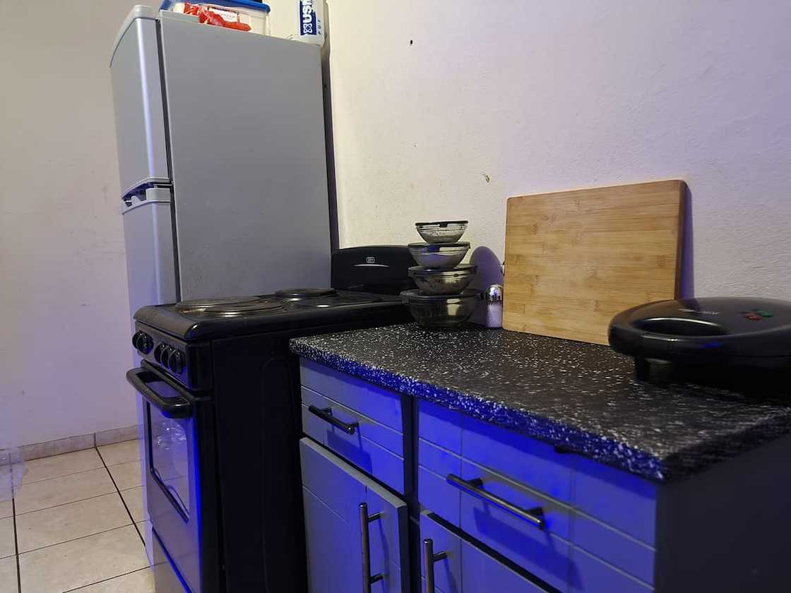 Pretoria man's Facebook interior design Pretoria man's Facebook interior design