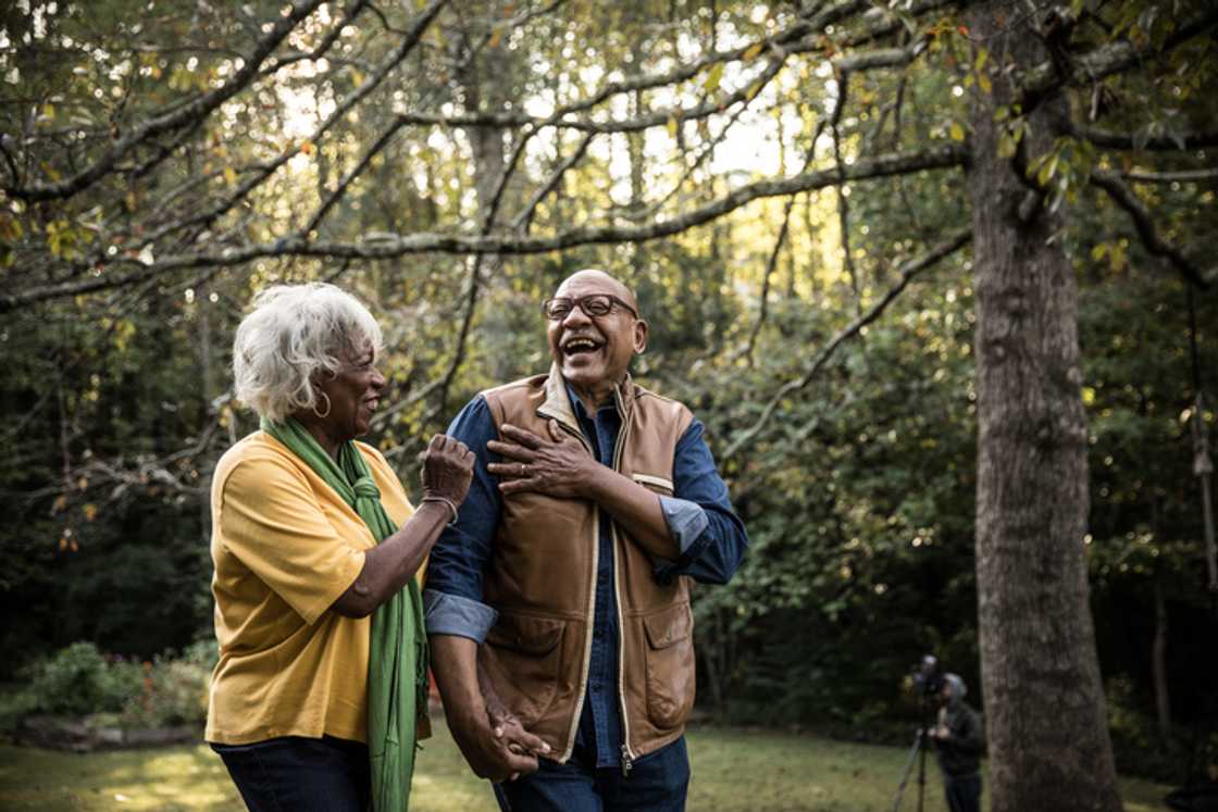 An old couple in Mzansi left South Africans cracking up with laughter over their matching outfits. An old couple in Mzansi left South Africans cracking up with laughter over their matching outfits.