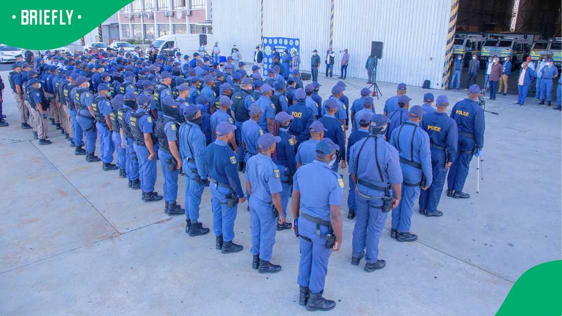 Lieutenant-General Nhlanhla Mkhwanazi said that his family's protection was the responsibility of SAPS Lieutenant-General Nhlanhla Mkhwanazi said that his family's protection was the responsibility of SAPS