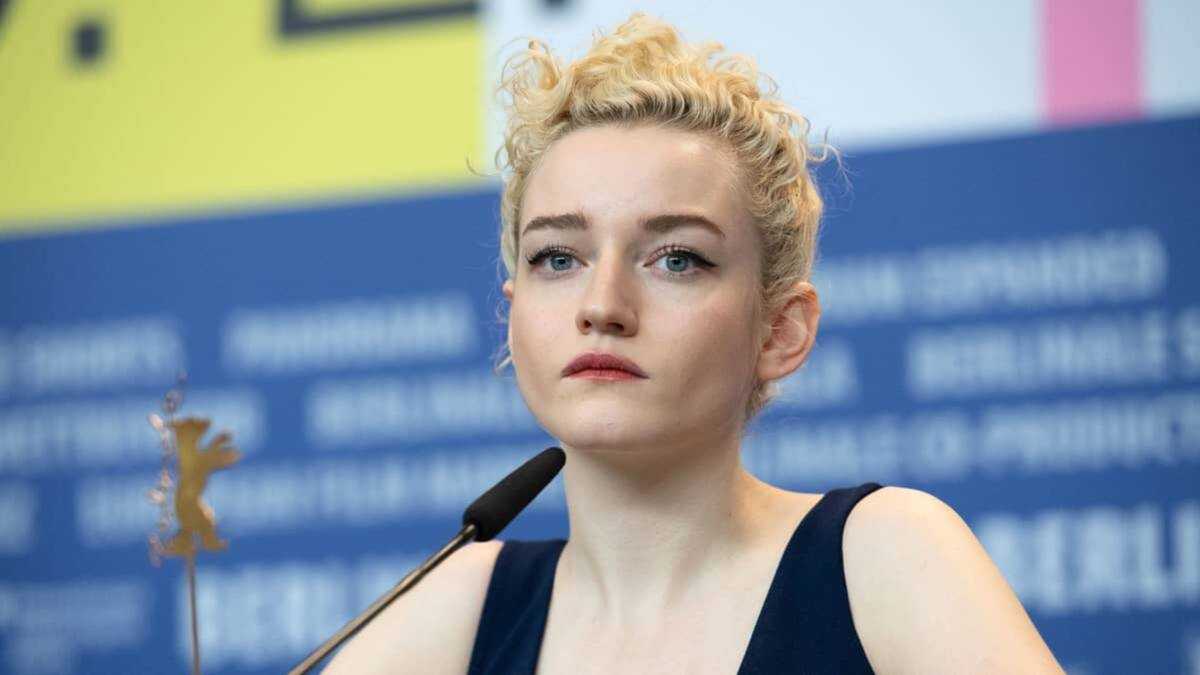 Everything about Tami Gingold, Julia Garner's mother: Interesting facts about her - Briefly.co.za