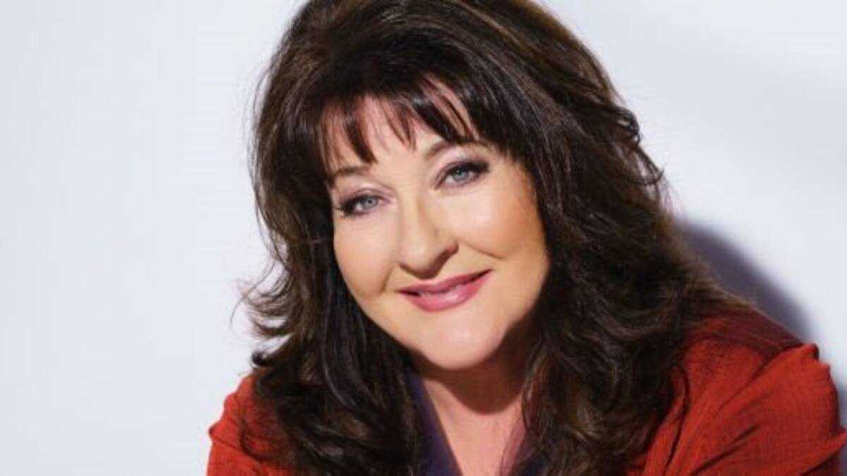 Lauri Rauk Laurika Rauch bio: age, children, husband, family, songs, albums ...
