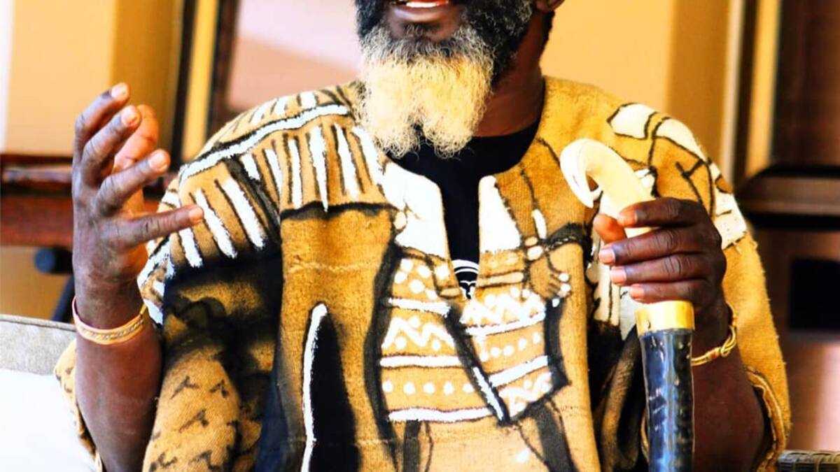 Maponga Joshua Maponga family, education, books, quotes, sermons, videos ...
