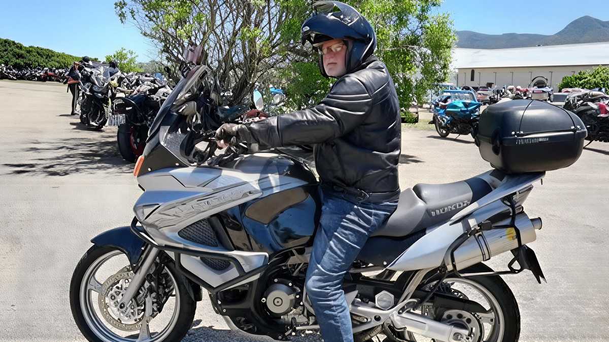 Basie Gerber: Well-known motorcyclist tragically dies in a road accident in South Africa