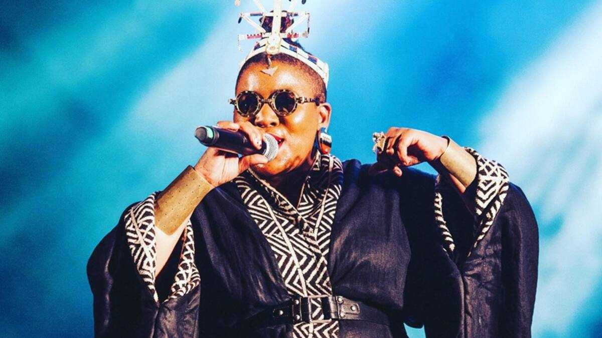 Thandiswa Mazwai biography: age, daughter, daddy, siblings, songs ...