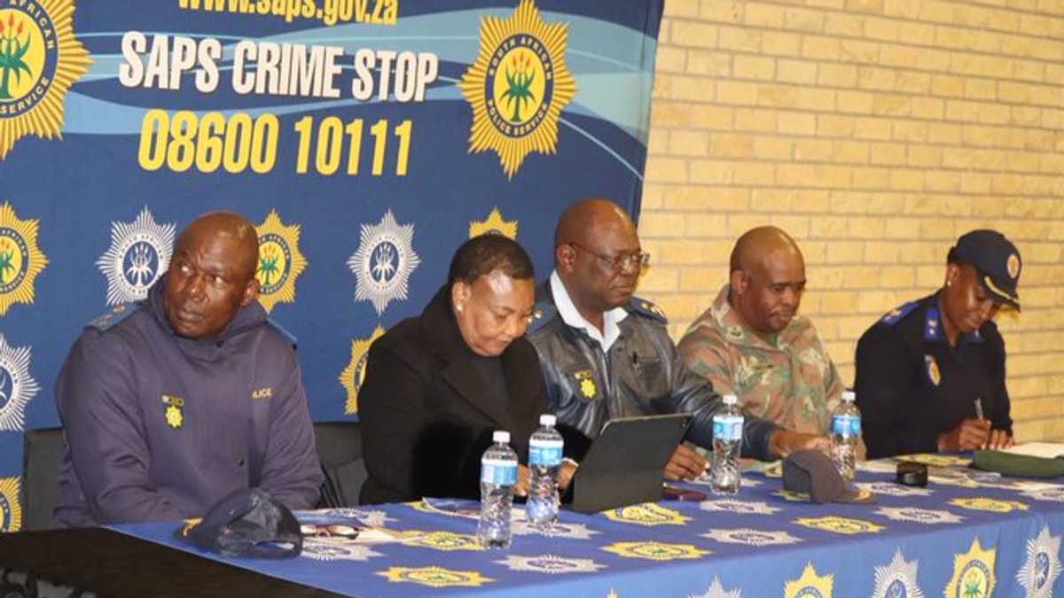 SAPS pays tribute to fallen anti-gang officers killed in Reigerpark