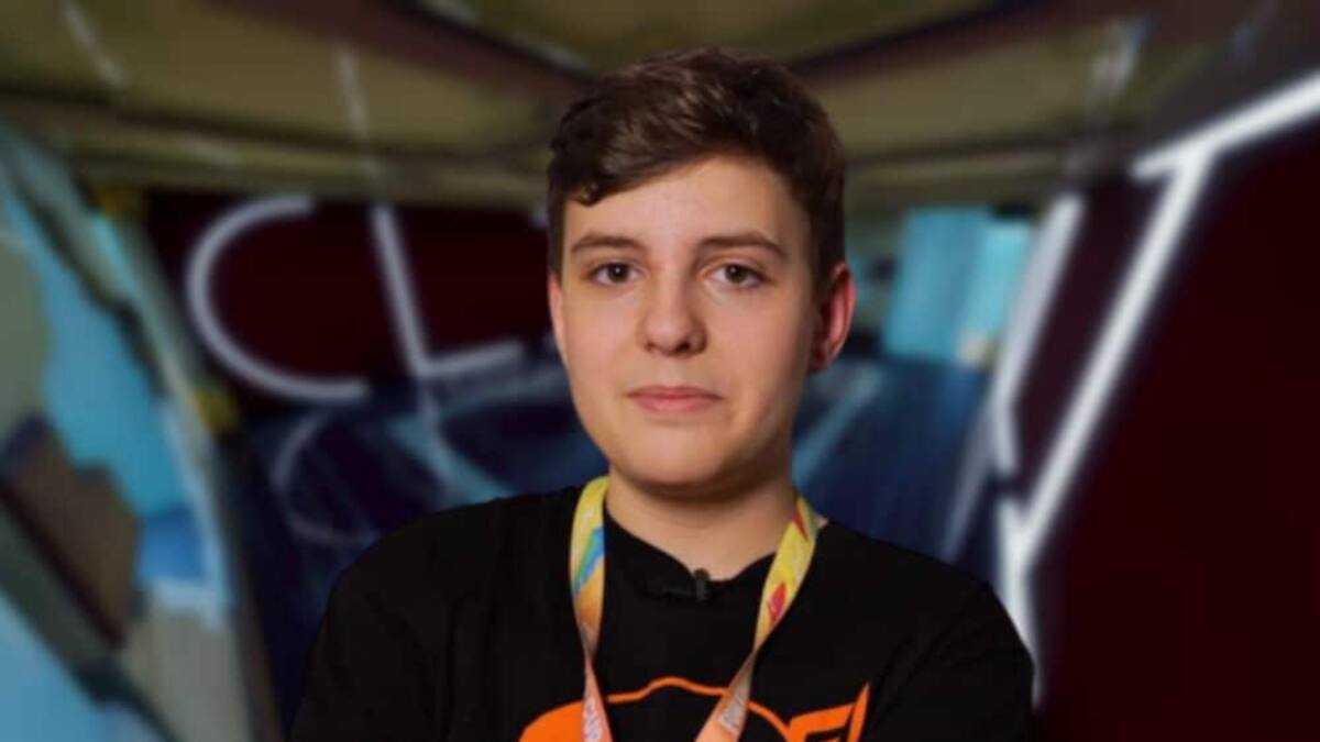 Clix's height, age, and more: Key facts about the Fortnite legend ...