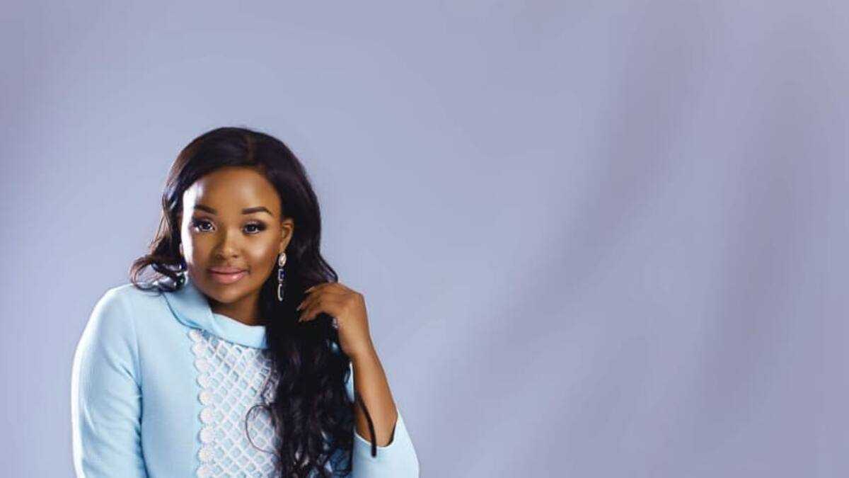 Nonhle Thema biography: age, husband, wedding, parents, school, Tweets ...