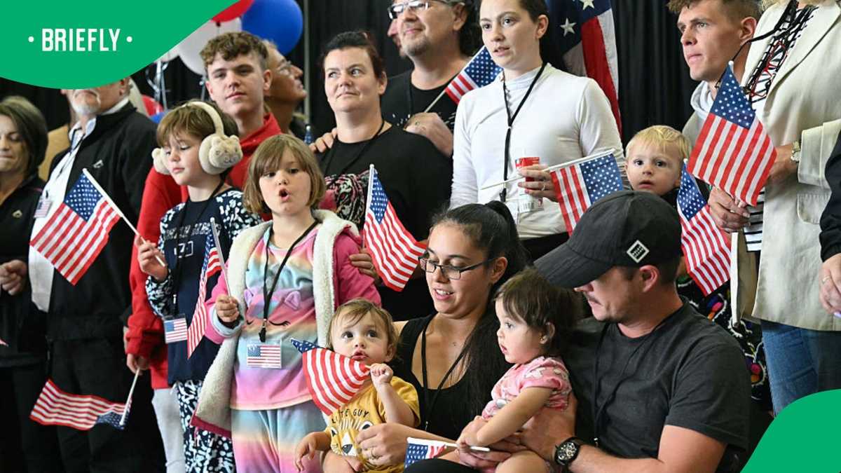 South Africans roast Afrikaner 'refugee' who wants to return to South Africa