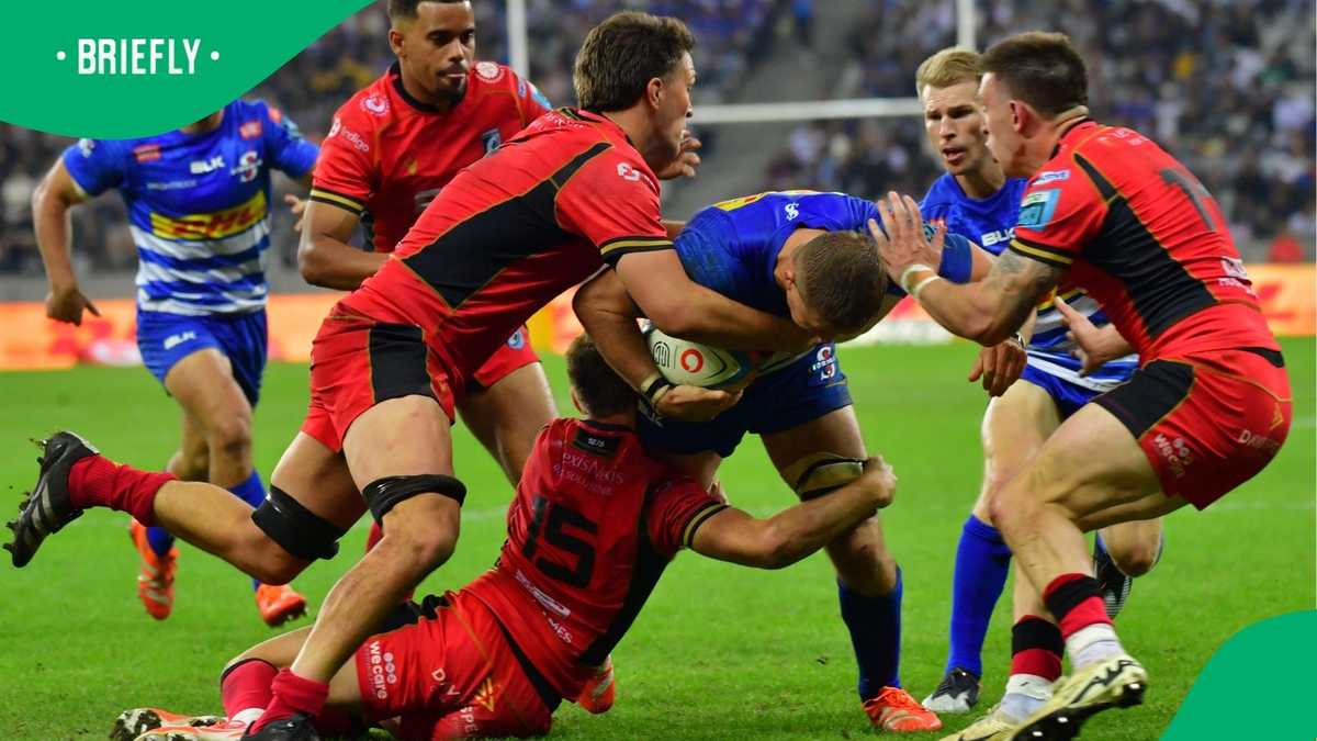 Stormers star Adré Smith hospitalised after pitch injury at Cape Town Stadium