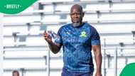 Steve Komphela’s account of what allegedly happened before Angola clash turns heads