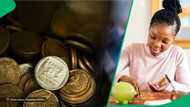 "From selling snacks": Schoolgirl shows R17.9k pile of coins saved in piggy bank