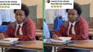 TikTok video shows Rustenburg student in class eating pap with bare hands, SA cracks jokes