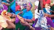 "Ku laveka mali": Video of gogos counting wads of cash leaves Mzansi stunned