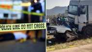 Death toll in the N2 horror crash between a bakkie & a truck rises to 21 as police arrest truck driver