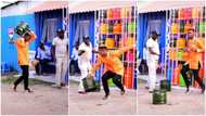 Man tries to run away after buying gas without paying in prank video, starts dancing, seller looks confused